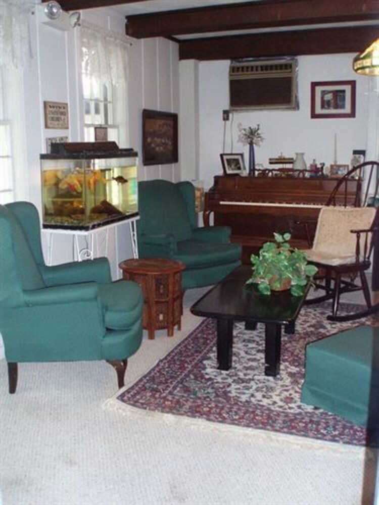 1768 Country Inn - photo 10
