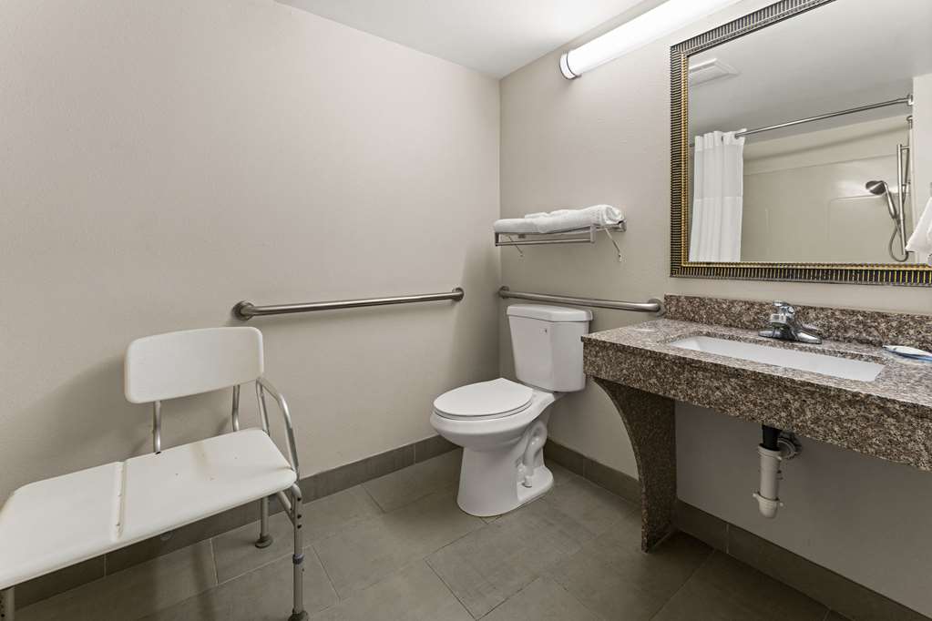 Quality Inn Sandersville - photo 12