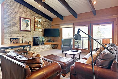Timberline Condominiums 2 Bedroom plus Loft 3 Bath Deluxe Unit A3D — 4-Star Luxury Hotel in Snowmass Village, United States