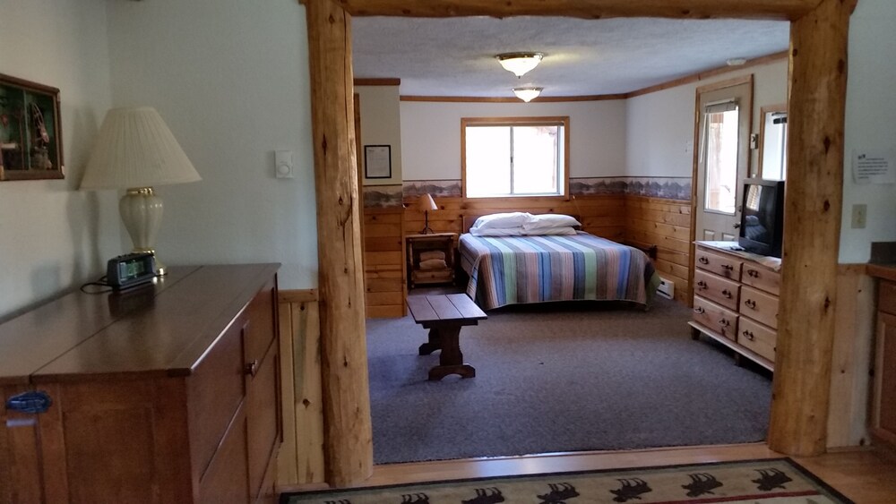 Daven Haven Lodge & Cabins - photo 23