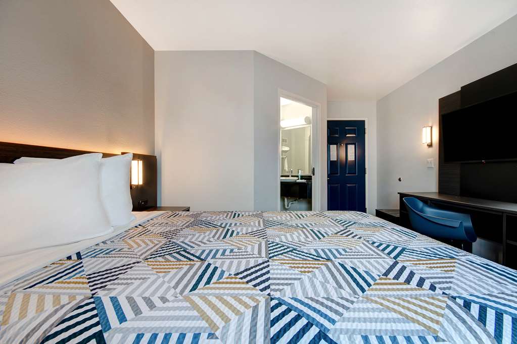 Motel 6 Pharr TX - photo 8