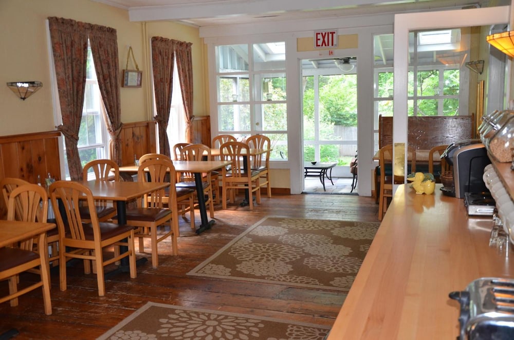 Cornwall Inn and Lodge - photo 54