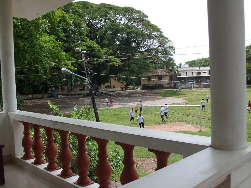 Hebron Inn