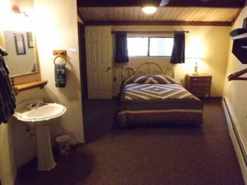 Arizona Mountain Inn and Cabins - photo 125