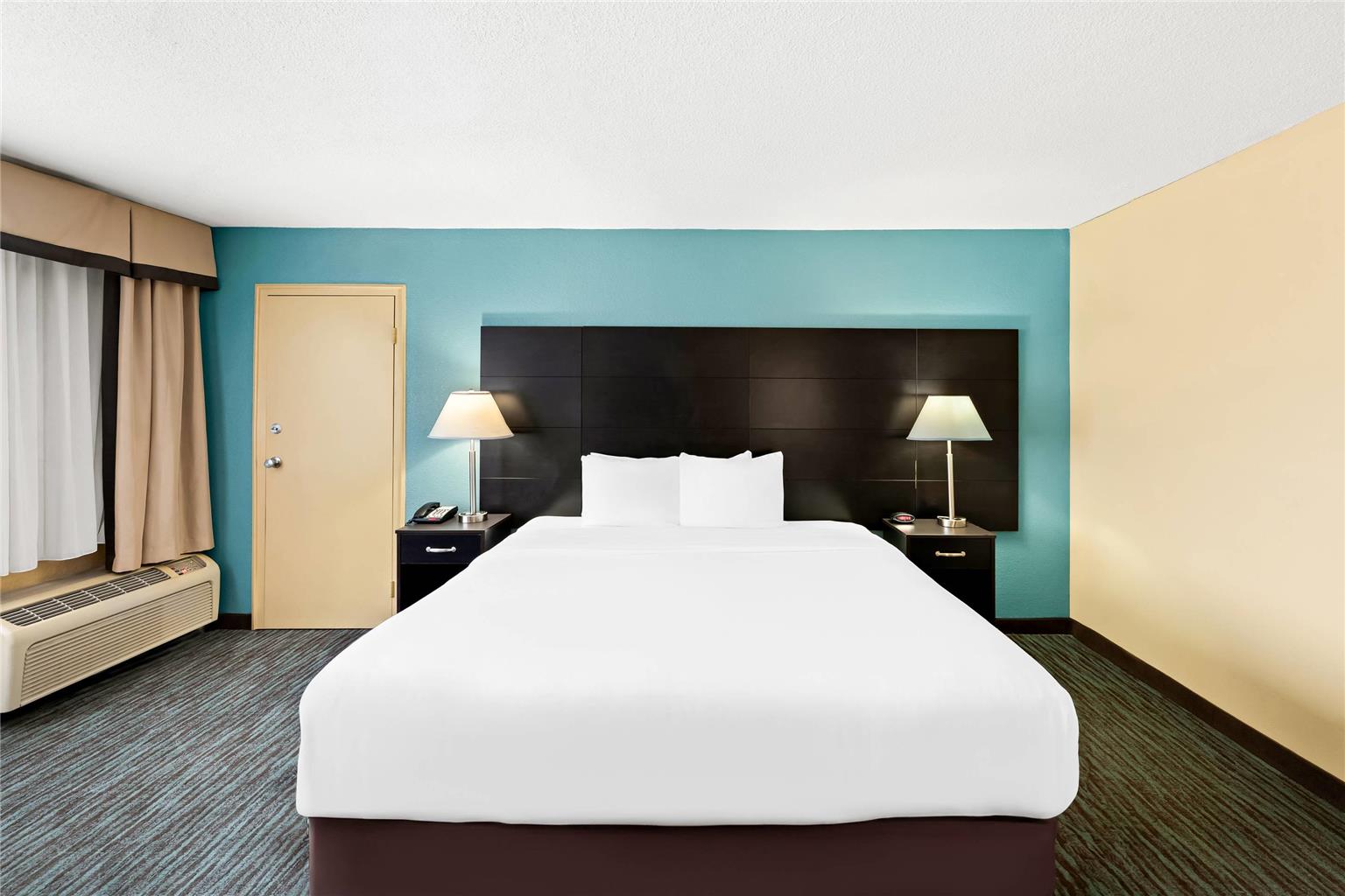 Quality Inn Dayton Airport - photo 20