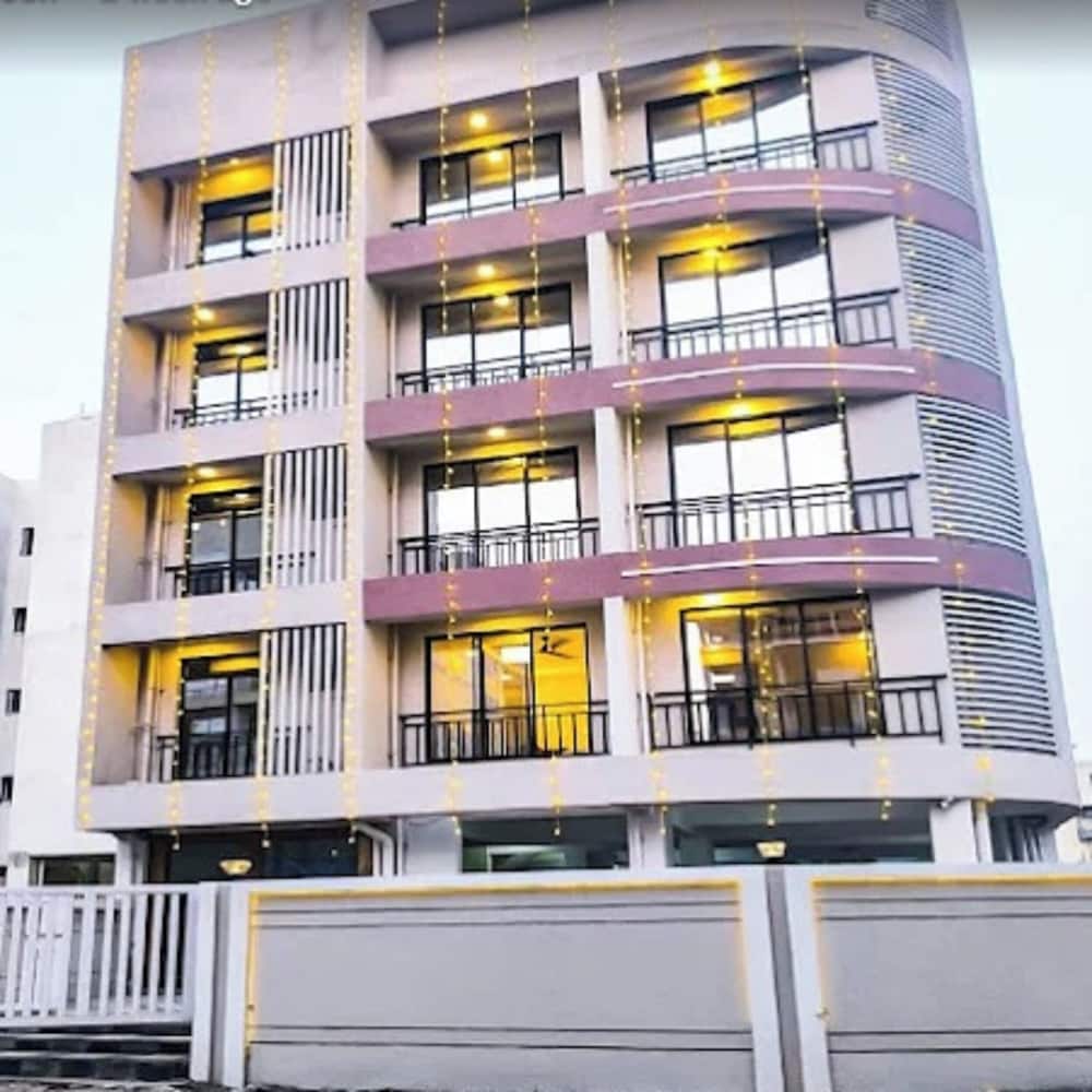 Hotel Ratna Residency in Panvel, India