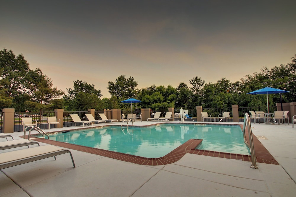 Holiday Inn Express Voorhees Mt. Laurel by IHG - photo 10