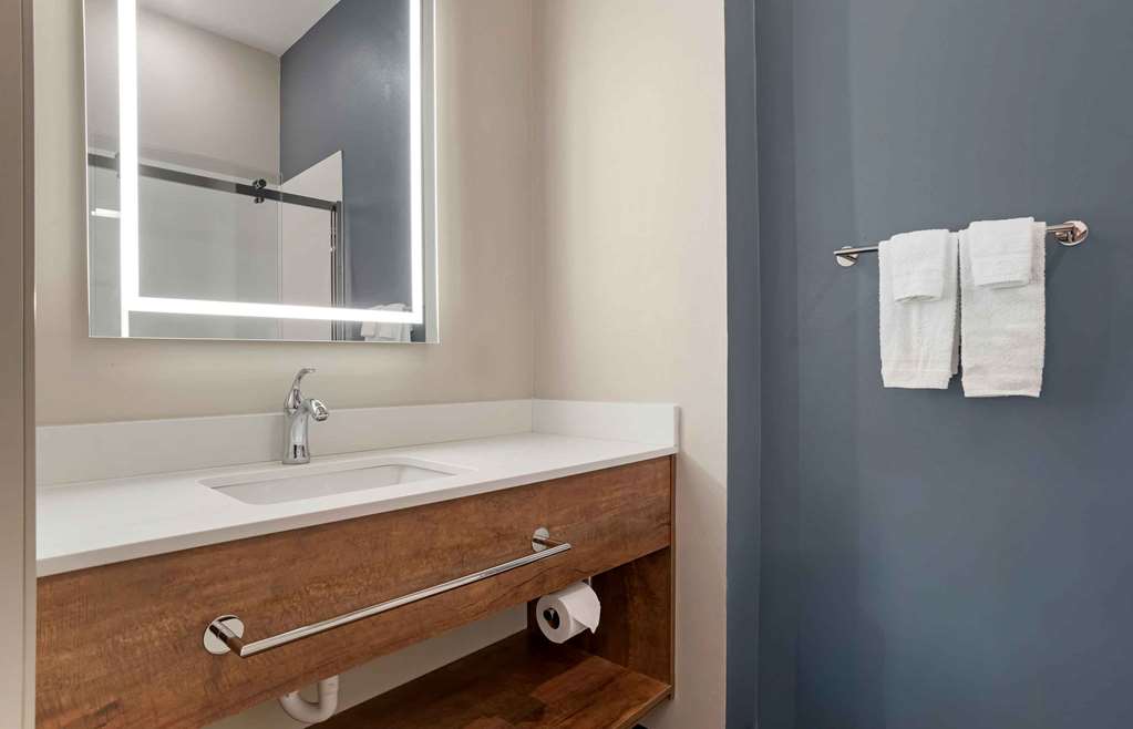 Extended Stay Premier Suites Pensacola Nas Corry Station - photo 17