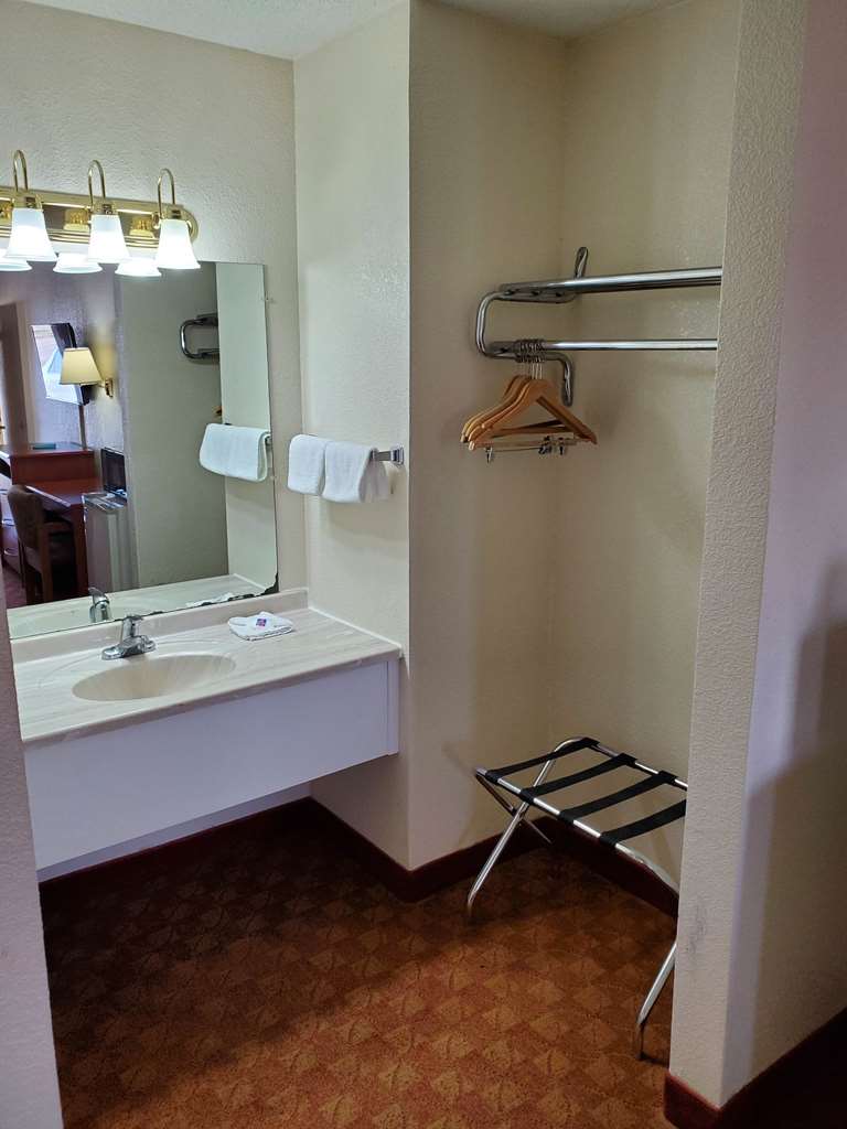 Motel 6 Shamrock TX - photo 12