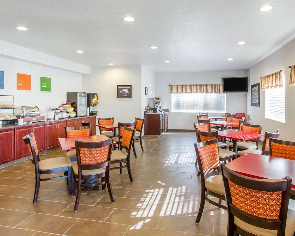 Comfort Inn Bolivar - photo 25