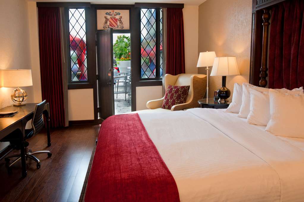 The Cheshire - photo 5