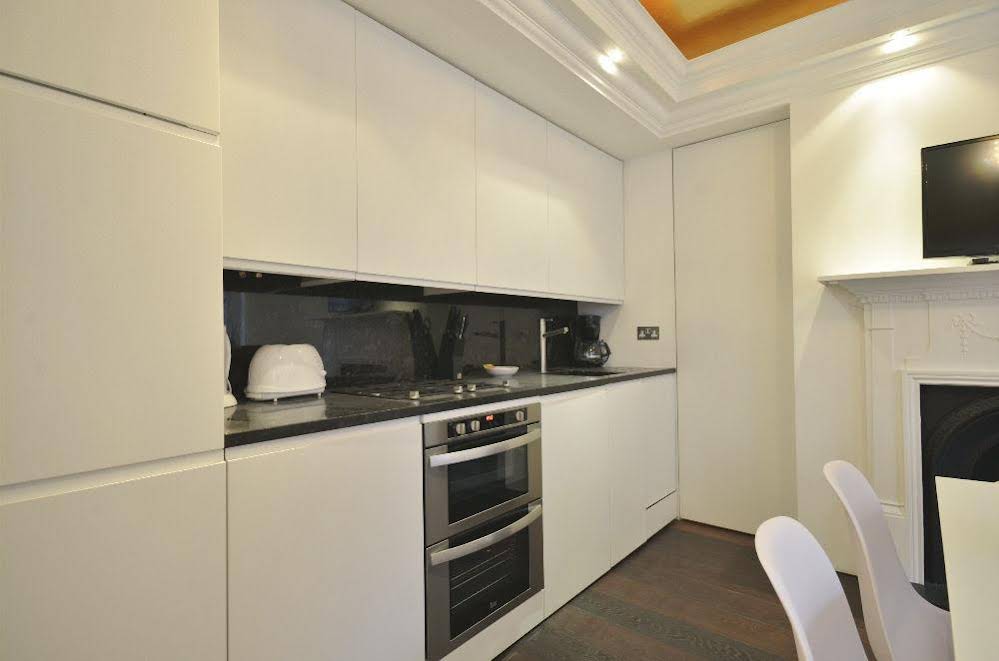 Uber London Trafalgar Apartments — 4-Star Luxury Hotel in London, United Kingdom