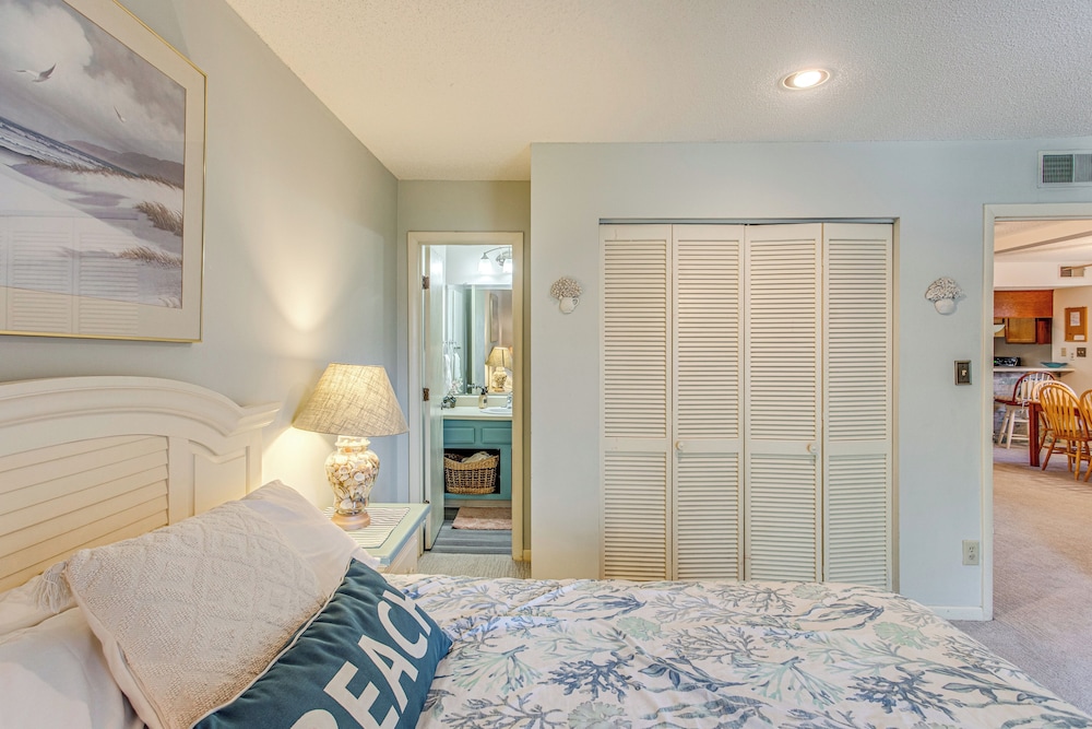Walk To Myrtle Beach Condo with Resort Perks - photo 22