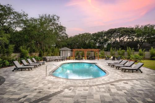 Vilano Rose Slps 24 6Bds 5 Bths Pool Wlk to Beach Golf Pets in Saint Augustine, United States