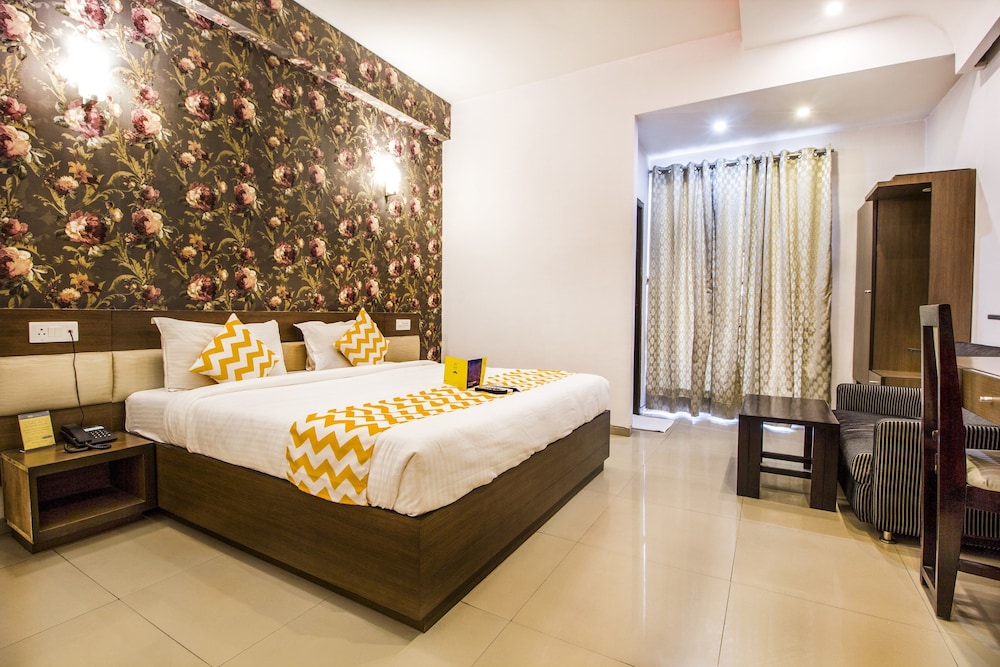 FabHotel Nest Inn Gomti Nagar