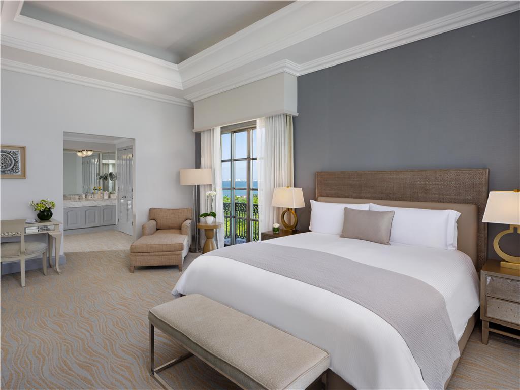KICUN1_JAphotography_ Seafront Suite _ King Room.tif