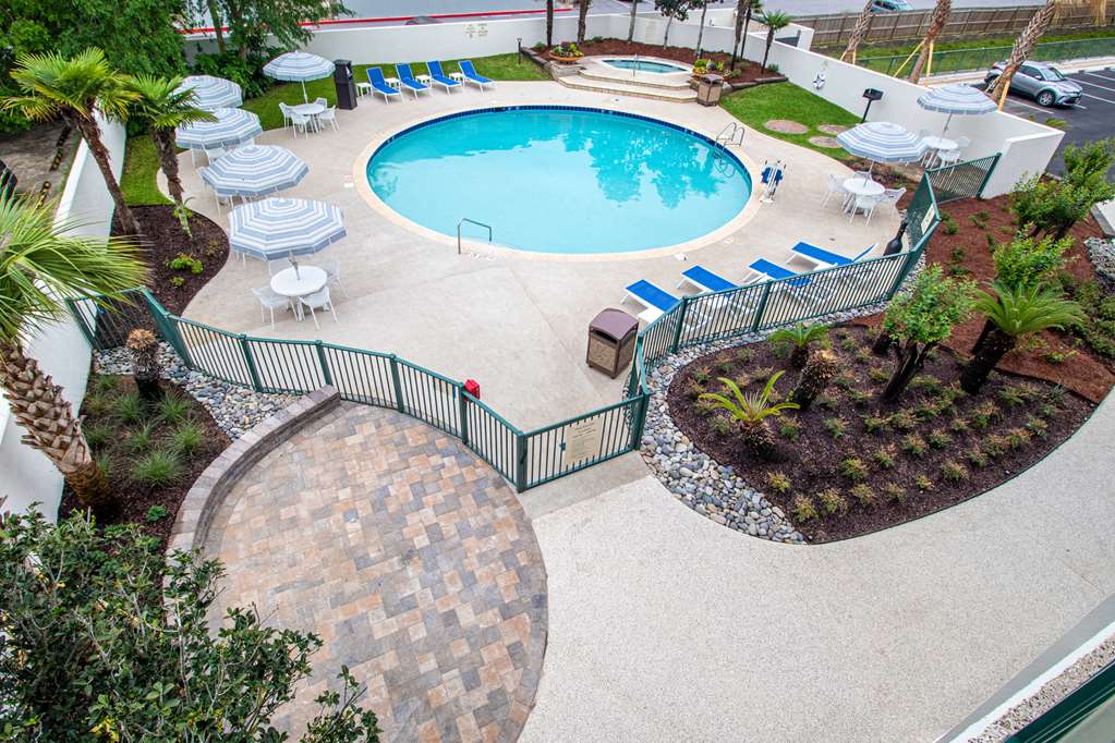 Econo Lodge Inn & Suites Foley North Gulf Shores - photo 48