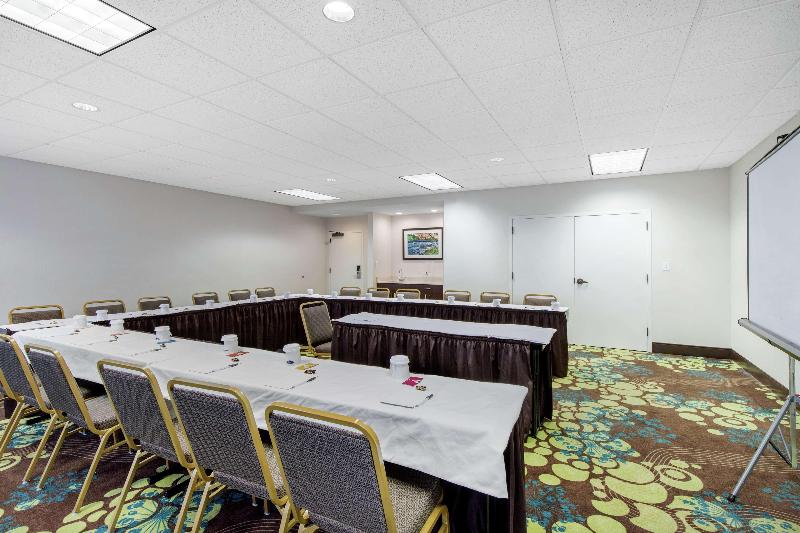 Hampton Inn Mebane - photo 139