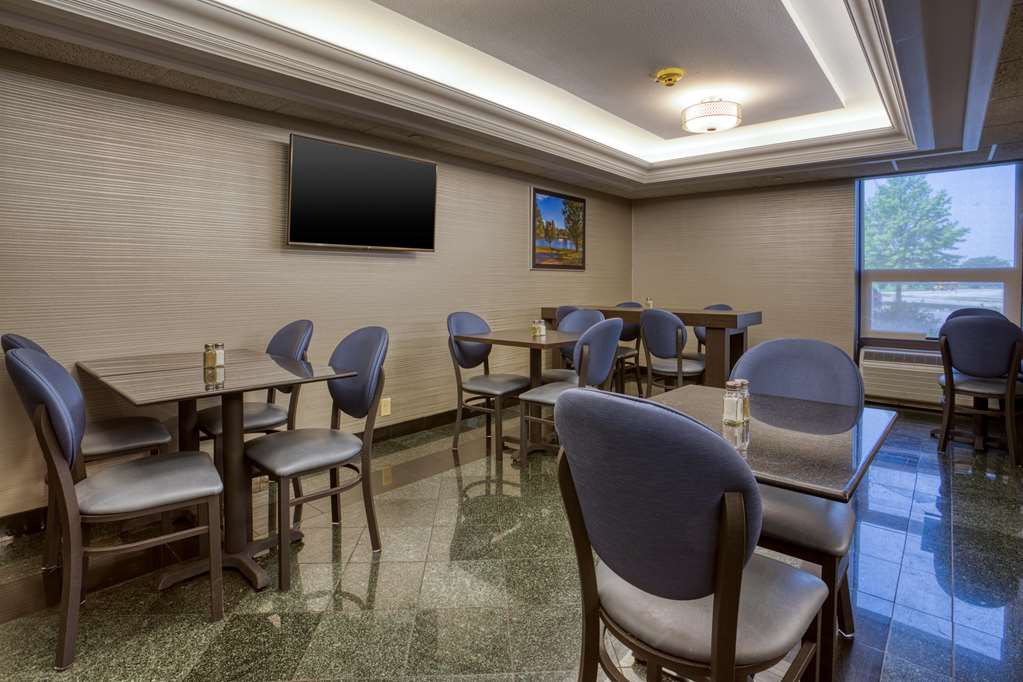 Drury Inn & Suites St. Louis Fairview Heights - photo 7