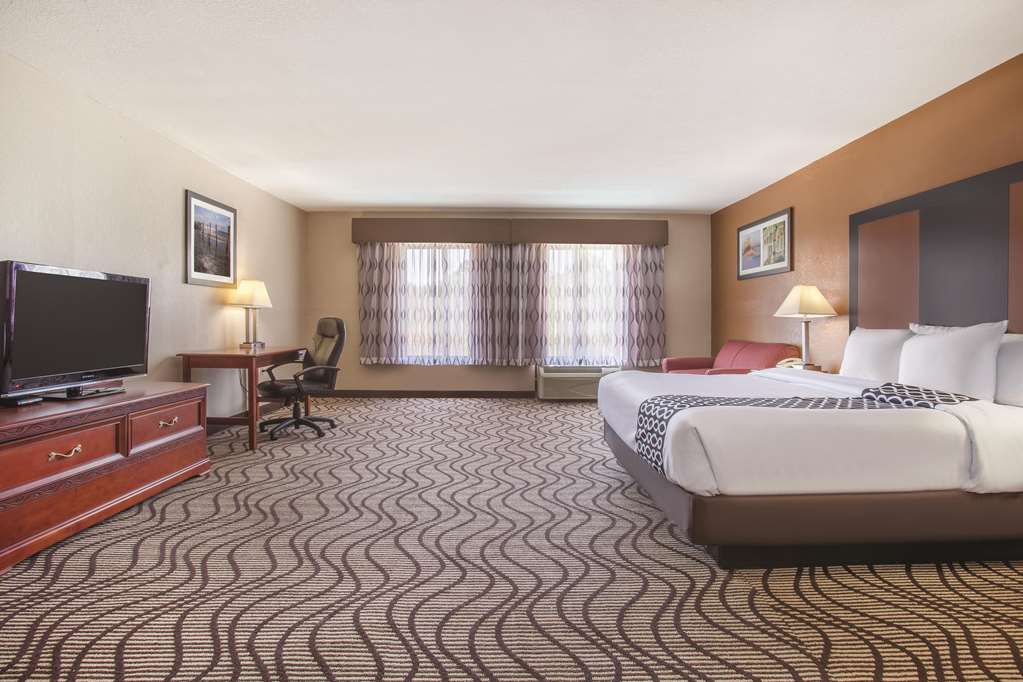 Baymont by Wyndham Moss Point Pascagoula - photo 29