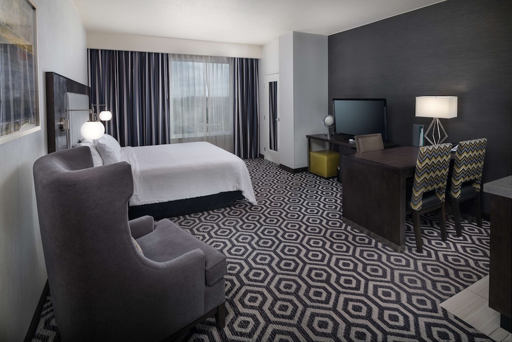 Embassy Suites Portland Hillsboro Oregon - photo 4