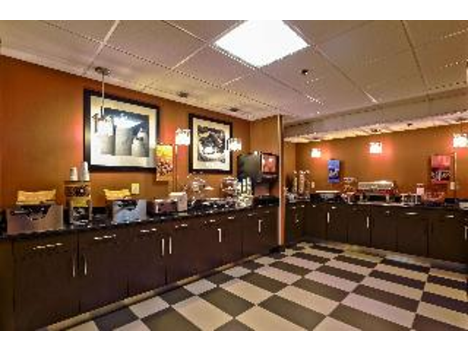 Hampton Inn Manheim - photo 2