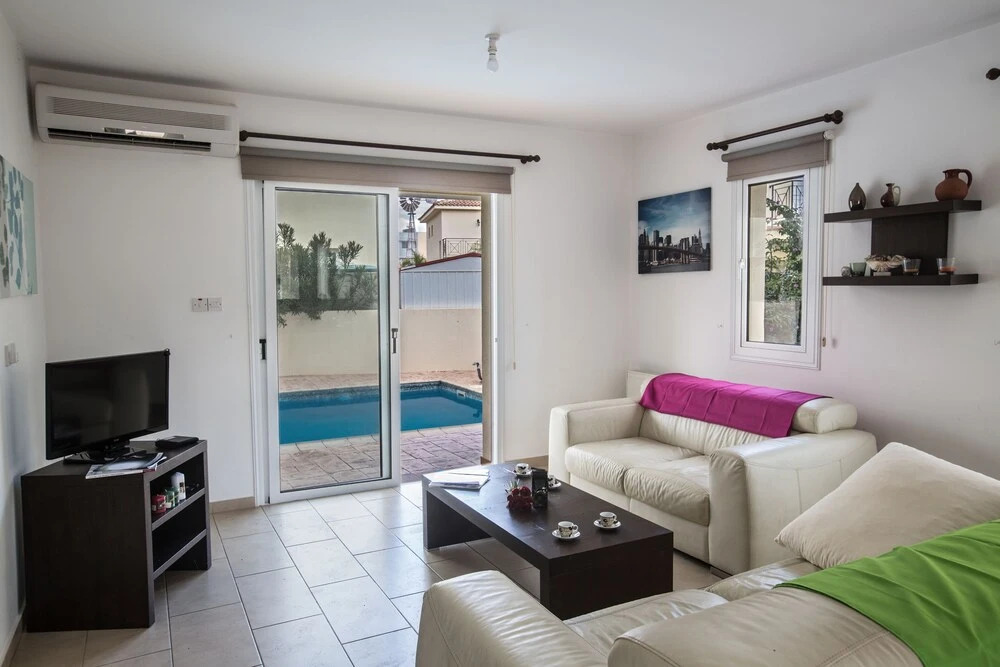 Villa Cl42 Lovely 3bdr Pernera Villa With Pool 5 Minute Walk to Kalamies Beach Protaras