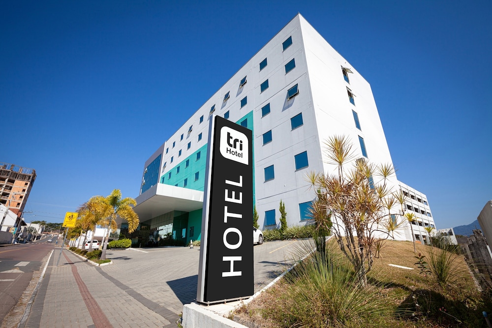 Tri Hotel Executive Indaial pet-friendly hotel Indaial
