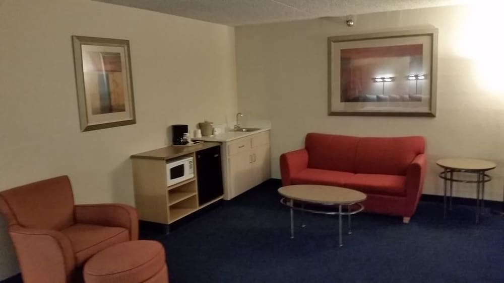 Days Inn by Wyndham Buena Park - photo 9