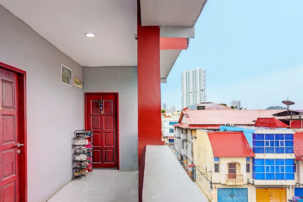 Hotel O New Town Syariah — Batam