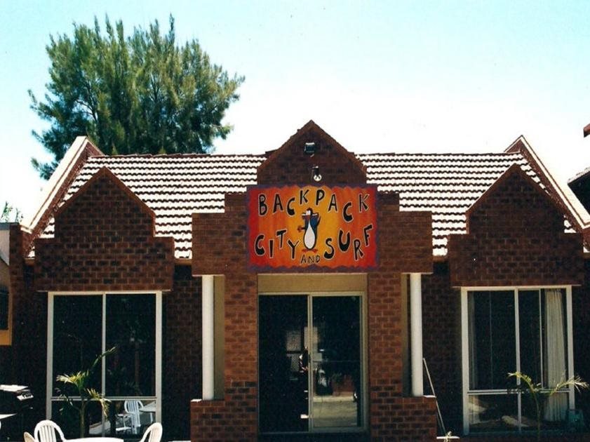 Backpack City & Surf - carbon neutral hotel in Perth