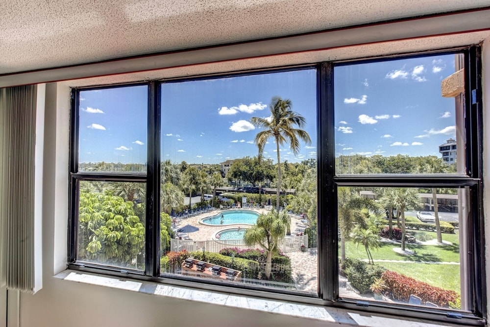Harbor Towers 3rd Fl 1 Bedroom Pool View - photo 5