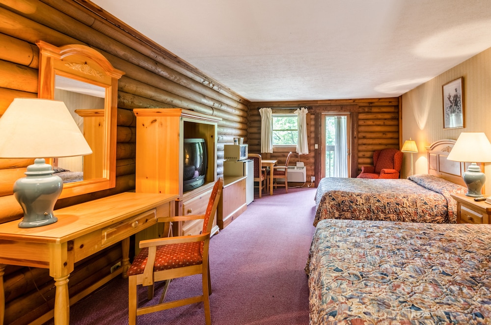Highland Hills Motel and Cabins A Master Hosts Resort - photo 17