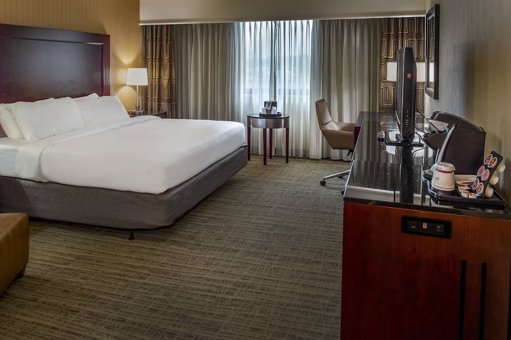 Crowne Plaza St. Louis Airport by IHG - photo 99