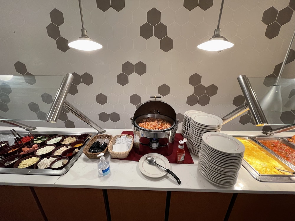Holiday Inn Martinsburg by IHG - photo 39
