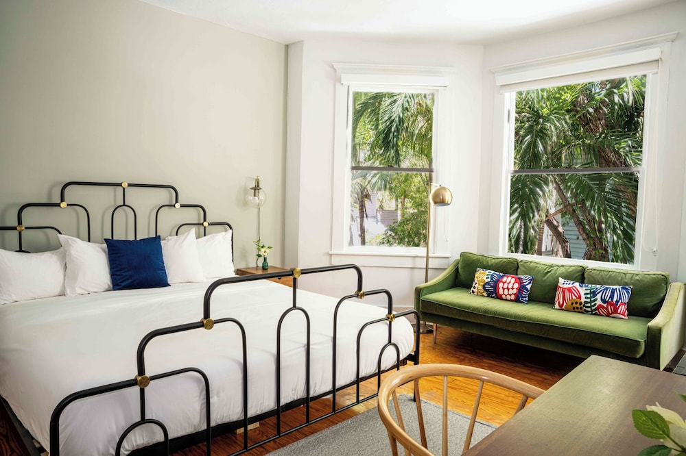 Miami River Inn by Renzzi - photo 32