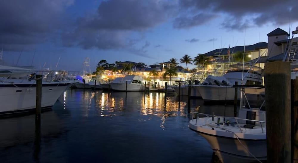 Pirate's Cove Resort & Marina - photo 19
