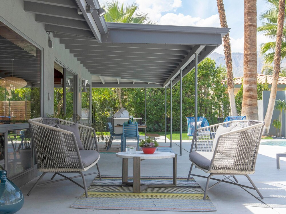 West Elm House 2019: The Seven eighty — 4-Star Luxury Hotel in Palm Springs, United States