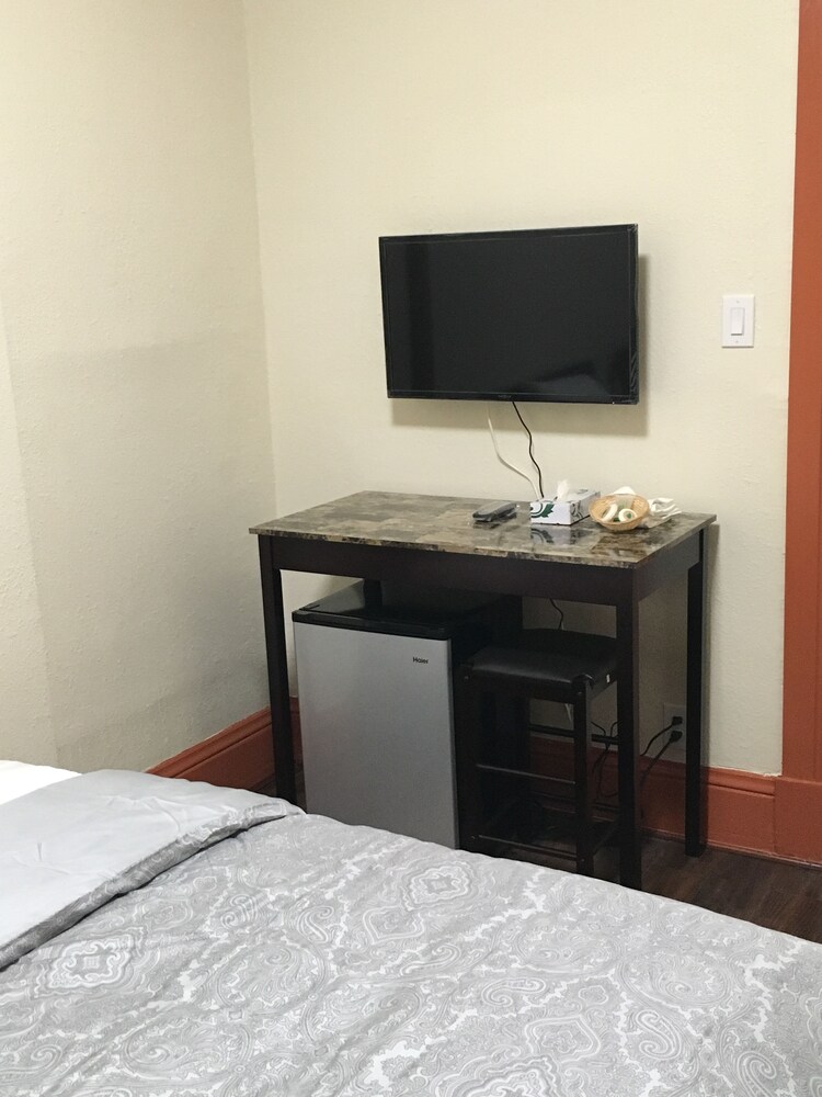 Artmar Hotel - photo 9
