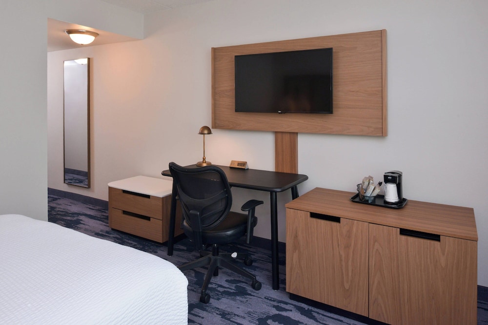 Fairfield by Marriott Inn & Suites Pittsburgh New Stanton - photo 7