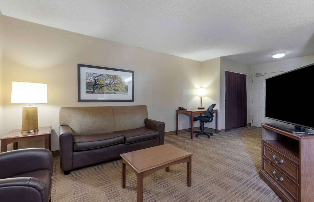 Extended Stay America Select Suites Dallas Farmers Branch - photo 12