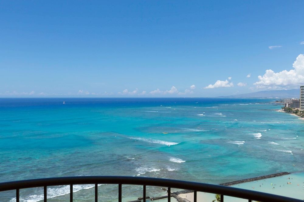 Waikiki Beach Marriott Resort & Spa - photo 140