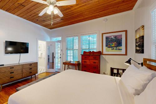 Papa's Hideaway - photo 51