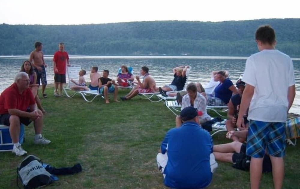 Cobblescote on the Lake - photo 32