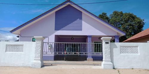 Pcb Purple Guest House — 4-Star Luxury Hotel in Kota Bharu, Malaysia