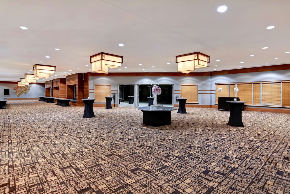 DoubleTree by Hilton Phoenix Tempe - photo 55
