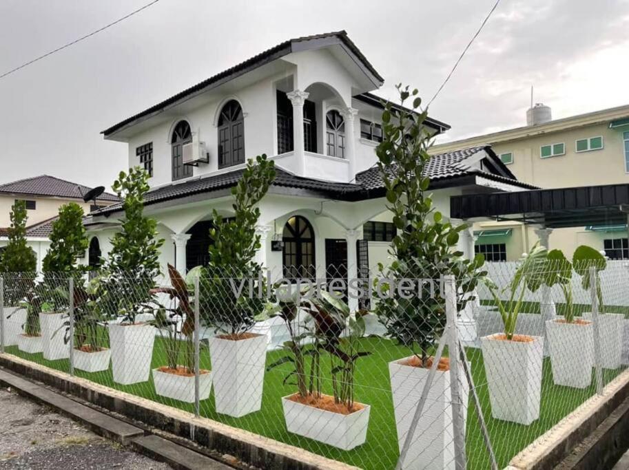 Villa President Homestay 4 bedroom Aircond WIFI Vacations Home — 4-Star Luxury Hotel in Kangar, Malaysia