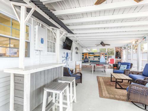 Beach Bum Inn - photo 26