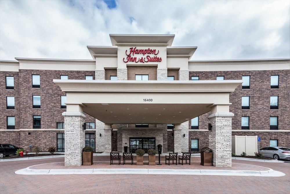 Hampton Inn & Suites Allen Park - featured photo