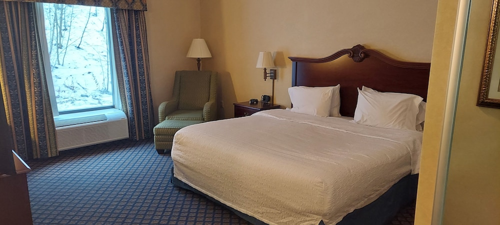 Hampton Inn Clearfield - photo 14
